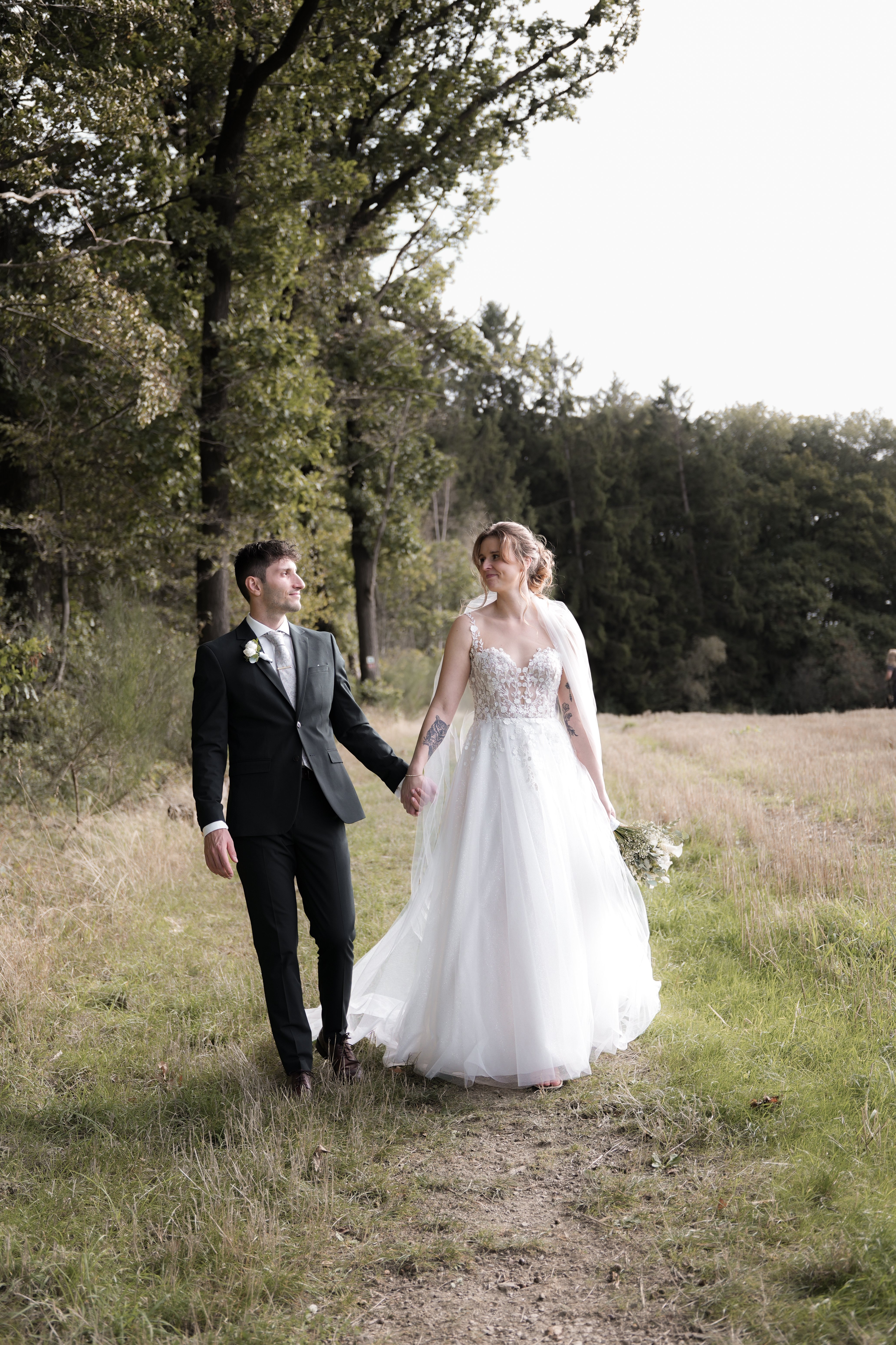 Cinderella Brautkleid bei einer echten Hochzeit
